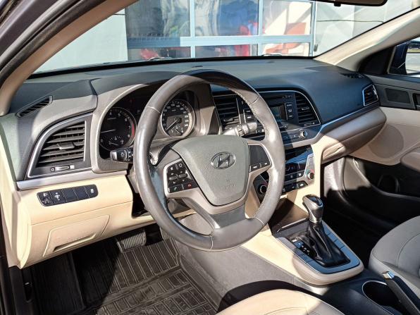 Hyundai Elantra VI (AD) с пробегом 2017 года, цена 1 449 000 рублей, 134000 км, седан, Автокод Объявления