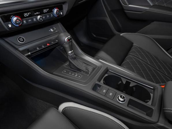 Audi Q3 II (F3) с пробегом 2026 года, цена 4 140 000 рублей, 86 км, внедорожник, Автокод Объявления