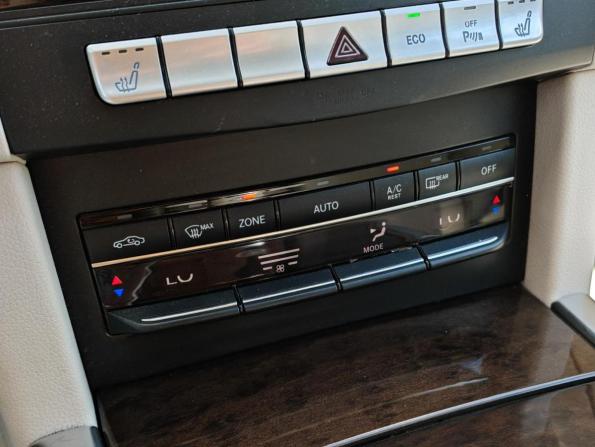 Mercedes-Benz E-Класс IV (W212 S212 C207) Рестайлинг с пробегом 2014 года, цена 1 820 000 рублей, 199324 км, седан, Автокод Объявления