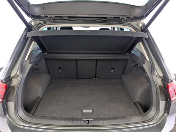 Volkswagen Tiguan II Рестайлинг с пробегом 2021 года, цена 3 650 000 рублей, 62212 км, внедорожник, Автокод Объявления