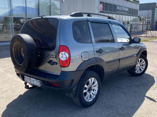 Chevrolet Niva I Рестайлинг с пробегом 2011 года, цена 420 000 рублей, 130210 км, внедорожник, Автокод Объявления
