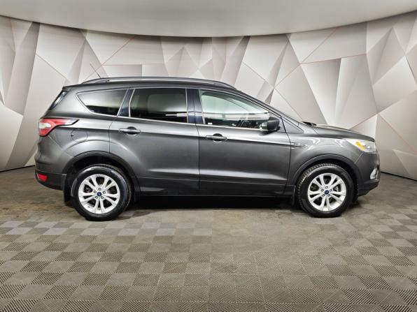 Ford Escape III Рестайлинг с пробегом 2018 года, цена 1 455 000 рублей, 121384 км, внедорожник, Автокод Объявления