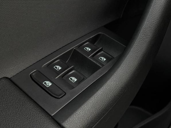 Skoda Rapid I Рестайлинг с пробегом 2018 года, цена 1 158 400 рублей, 147492 км, лифтбек, Автокод Объявления