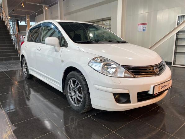 Nissan Tiida I Рестайлинг с пробегом 2012 года, цена 915 000 рублей, 109494 км, хэтчбек, Автокод Объявления