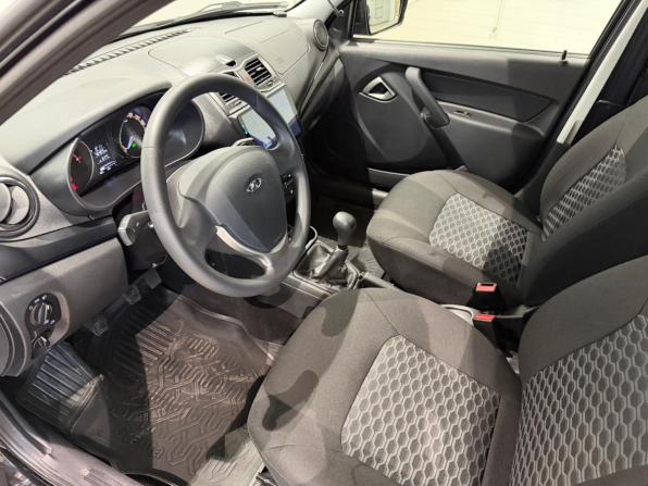 Lada (ВАЗ) Granta I Рестайлинг с пробегом 2022 года, цена 715 000 рублей, 47000 км, хэтчбек, Автокод Объявления