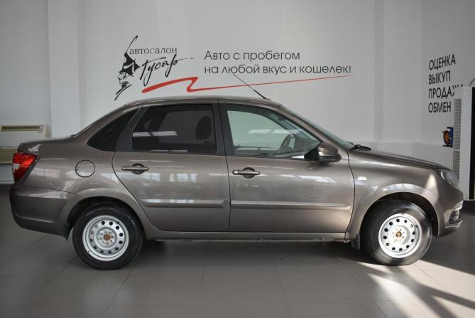 Lada (ВАЗ) Granta I Рестайлинг с пробегом 2019 года, цена 629 000 рублей, 104000 км, седан, Автокод Объявления