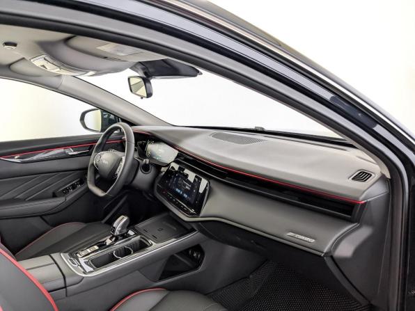 Dongfeng Shine Max с пробегом 2024 года, цена 1 705 000 рублей, 15600 км, седан, Автокод Объявления