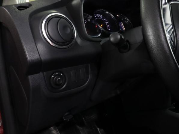 Renault Sandero II Рестайлинг с пробегом 2019 года, цена 1 250 000 рублей, 130460 км, хэтчбек, Автокод Объявления