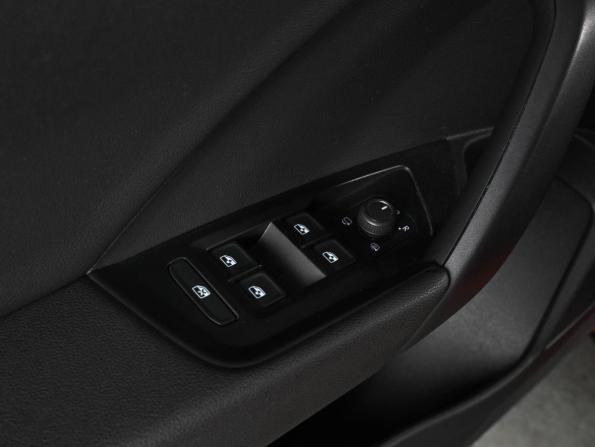 Volkswagen Taos I с пробегом 2022 года, цена 2 889 000 рублей, 24362 км, внедорожник, Автокод Объявления