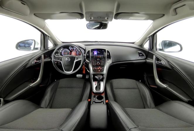 Opel Astra J с пробегом 2011 года, цена 760 000 рублей, 144297 км, хэтчбек, Автокод Объявления