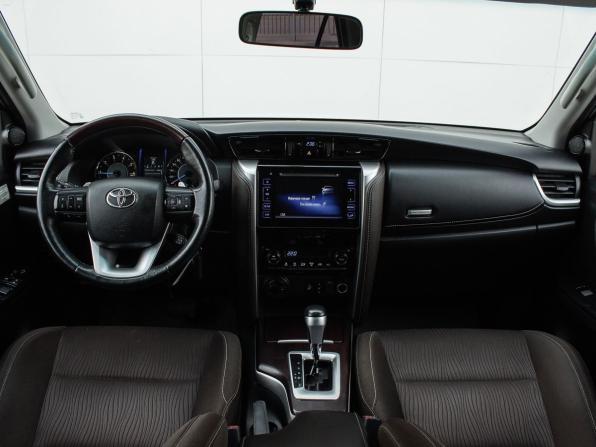 Toyota Fortuner II с пробегом 2019 года, цена 3 630 000 рублей, 107248 км, внедорожник, Автокод Объявления