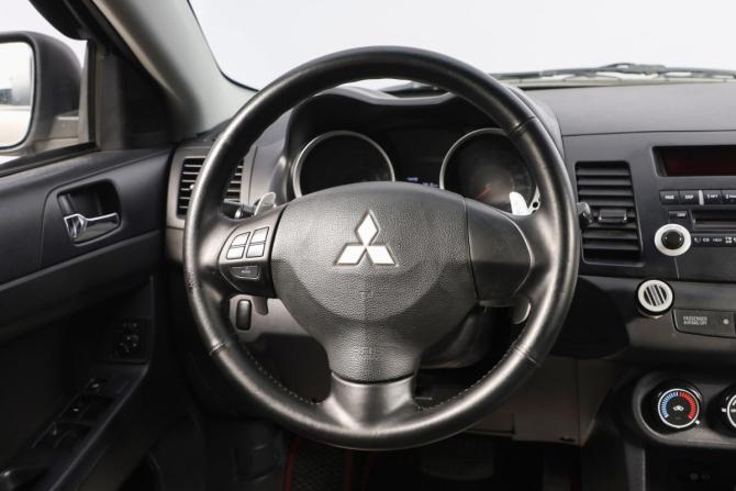 Mitsubishi Lancer X Рестайлинг с пробегом 2011 года, цена 949 000 рублей, 203803 км, седан, Автокод Объявления