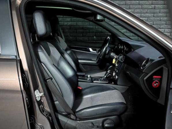 Mercedes-Benz C-Класс III (W204) Рестайлинг с пробегом 2013 года, цена 1 530 000 рублей, 243518 км, седан, Автокод Объявления