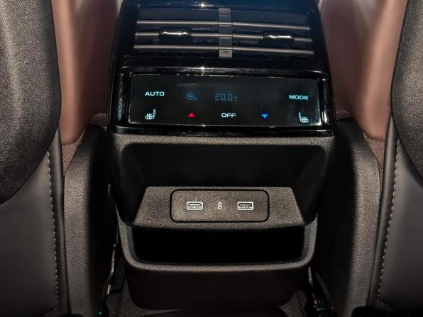 Geely Monjaro I с пробегом 2023 года, цена 2 840 000 рублей, 87630 км, внедорожник, Автокод Объявления
