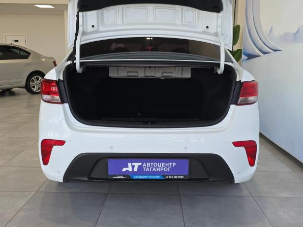 Kia Rio IV с пробегом 2018 года, цена 1 535 000 рублей, 49900 км, седан, Автокод Объявления