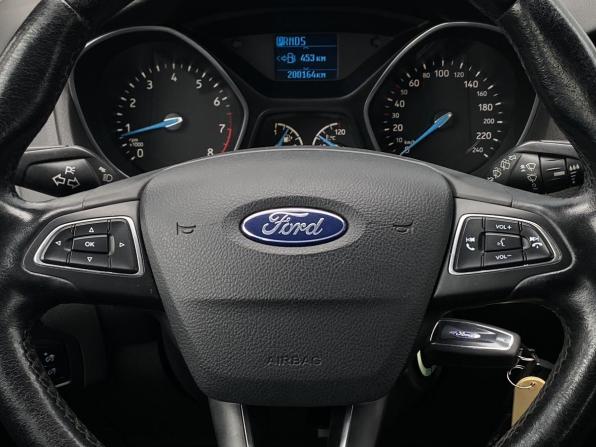 Ford Focus III Рестайлинг с пробегом 2017 года, цена 949 000 рублей, 200163 км, универсал, Автокод Объявления