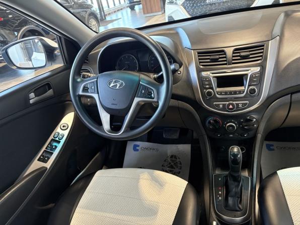 Hyundai Solaris I Рестайлинг с пробегом 2014 года, цена 962 000 рублей, 110101 км, седан, Автокод Объявления