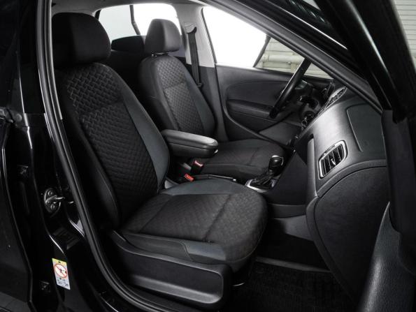 Volkswagen Polo V Рестайлинг с пробегом 2019 года, цена 1 299 000 рублей, 114720 км, седан, Автокод Объявления