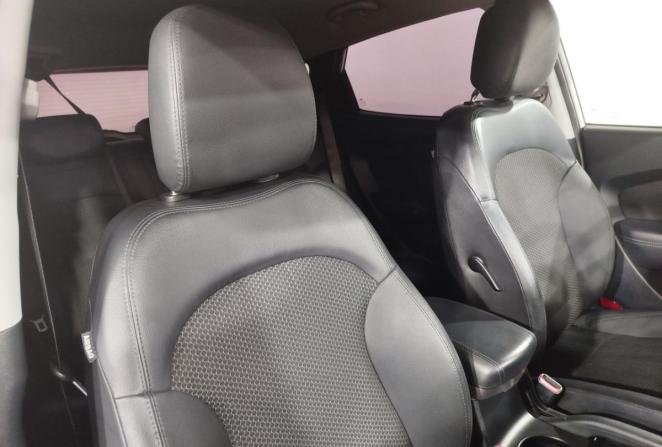 Hyundai ix35 I с пробегом 2012 года, цена 1 200 000 рублей, 172106 км, внедорожник, Автокод Объявления