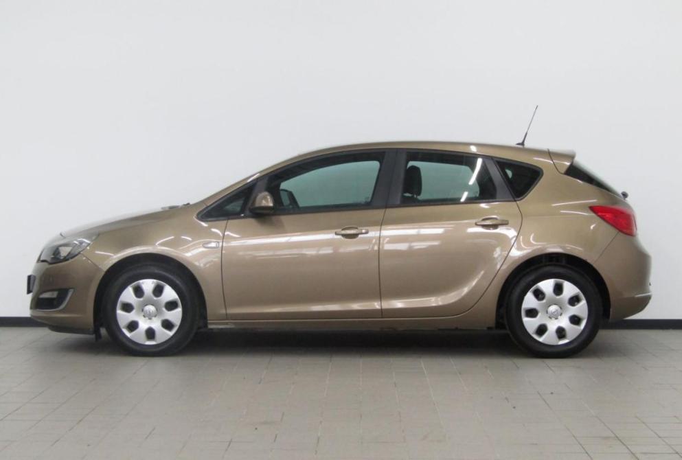 Opel Astra J Рестайлинг Екатеринбург  - изображение 2