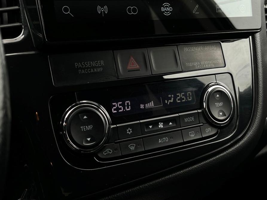 Mitsubishi Outlander III Рестайлинг 2 Санкт-Петербург  - изображение 17