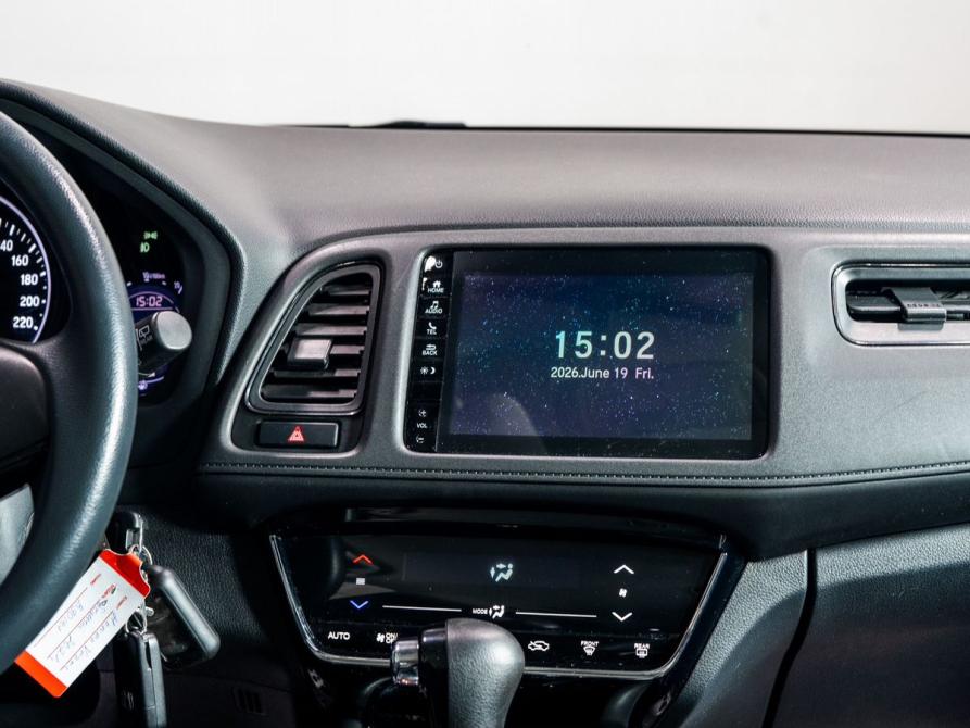 Honda Vezel I Рестайлинг Чита  - изображение 9