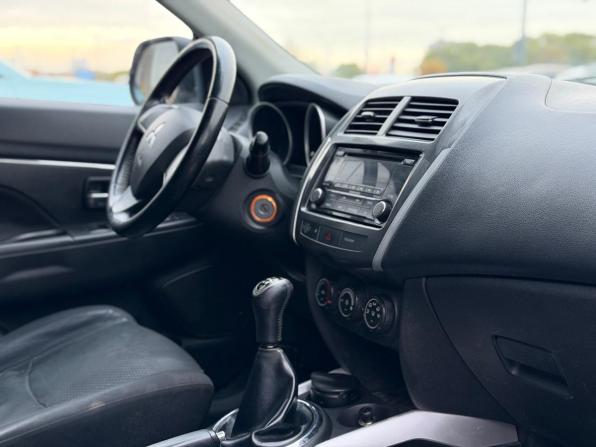 Mitsubishi ASX I Рестайлинг с пробегом 2013 года, цена 915 000 рублей, 263745 км, внедорожник, Автокод Объявления