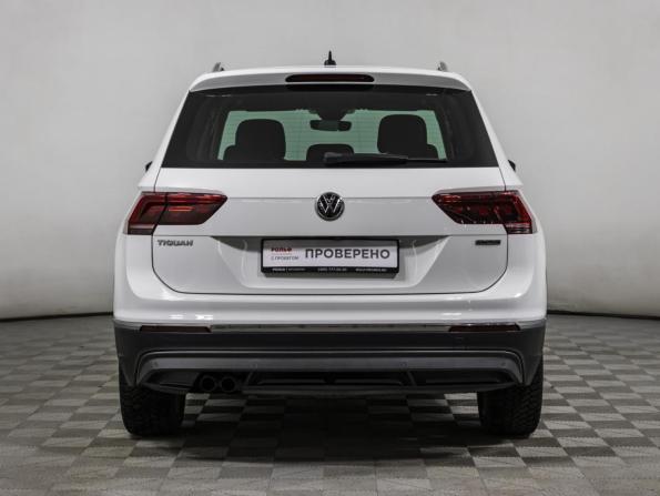 Volkswagen Tiguan II с пробегом 2019 года, цена 2 700 000 рублей, 89800 км, внедорожник, Автокод Объявления