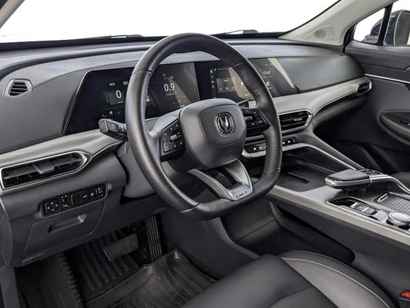 Changan UNI-T I с пробегом 2024 года, цена 2 200 000 рублей, 33234 км, внедорожник, Автокод Объявления