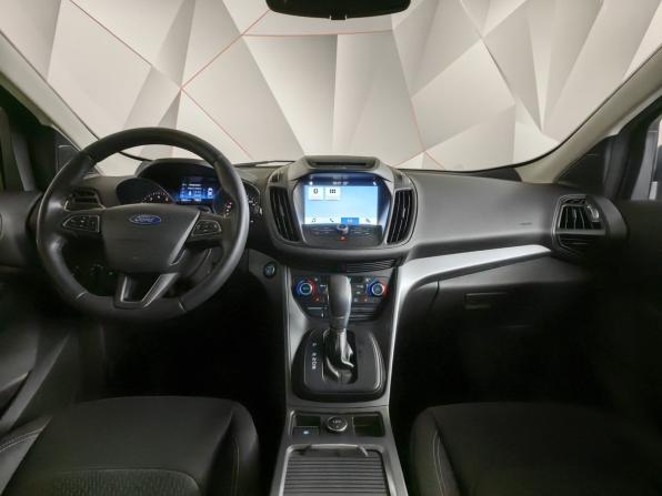 Ford Kuga II Рестайлинг с пробегом 2018 года, цена 1 898 000 рублей, 59021 км, внедорожник, Автокод Объявления