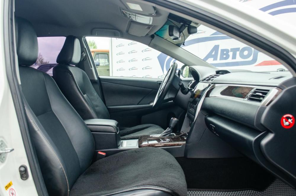 Toyota Camry VII (XV50) Рестайлинг Курган  - изображение 19