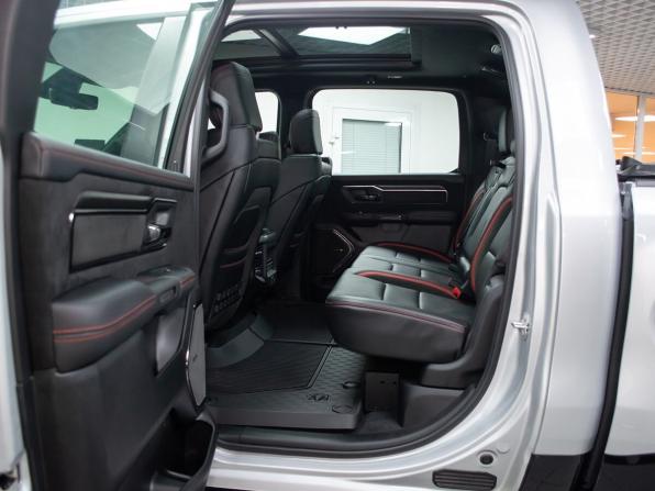 Ram 1500 V Рестайлинг с пробегом 2026 года, цена 11 999 000 рублей, 34 км, offers.body_type.unknown, Автокод Объявления