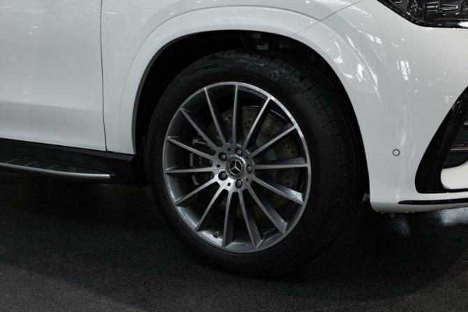 Новый Mercedes-Benz GLE II (V167) Рестайлинг 2026 года, цена 15 215 000 рублей, внедорожник, Автокод Объявления