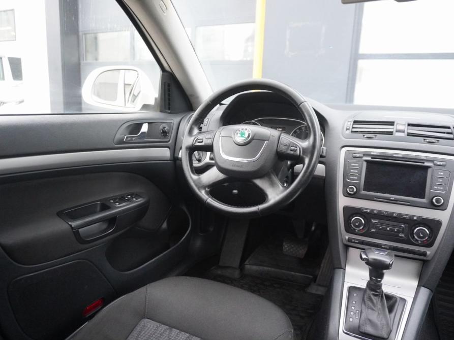 Skoda Octavia II (A5) Рестайлинг Москва  - изображение 13