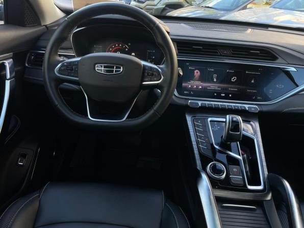 Geely Atlas Pro с пробегом 2023 года, цена 2 149 000 рублей, 42000 км, внедорожник, Автокод Объявления