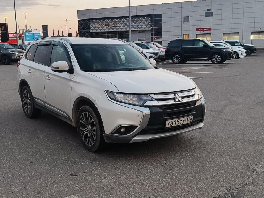 Mitsubishi Outlander III Рестайлинг 2 Санкт-Петербург  - изображение 1