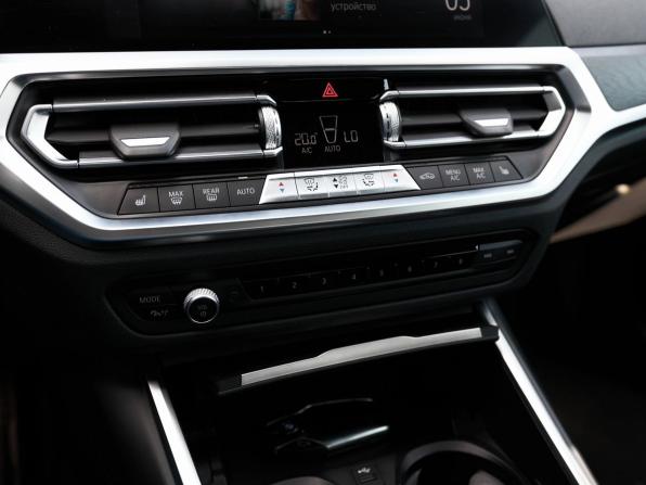 BMW 3 серии VII (G2x) с пробегом 2021 года, цена 4 248 000 рублей, 76154 км, седан, Автокод Объявления