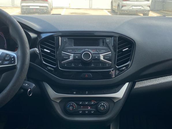 Lada (ВАЗ) Vesta I с пробегом 2021 года, цена 990 000 рублей, 140017 км, седан, Автокод Объявления