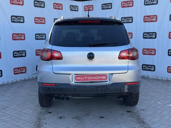 Volkswagen Tiguan I с пробегом 2009 года, цена 884 990 рублей, 275000 км, внедорожник, Автокод Объявления
