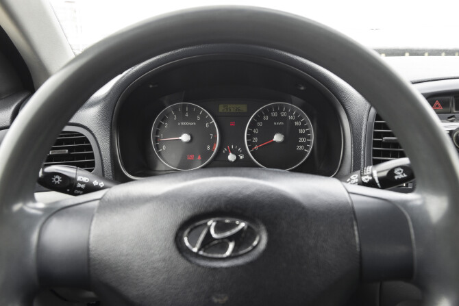 Hyundai Verna II с пробегом 2006 года, цена 299 000 рублей, 295732 км, седан, Автокод Объявления