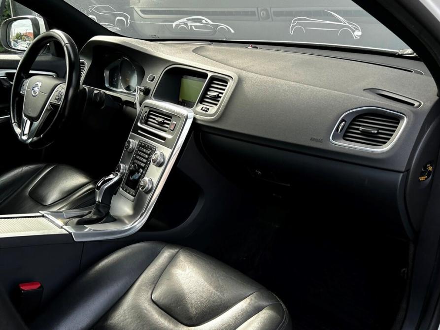 Volvo S60 II Рестайлинг Санкт-Петербург  - изображение 8