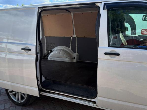Volkswagen Transporter T6 с пробегом 2020 года, цена 2 450 000 рублей, 250790 км, минивэн, Автокод Объявления