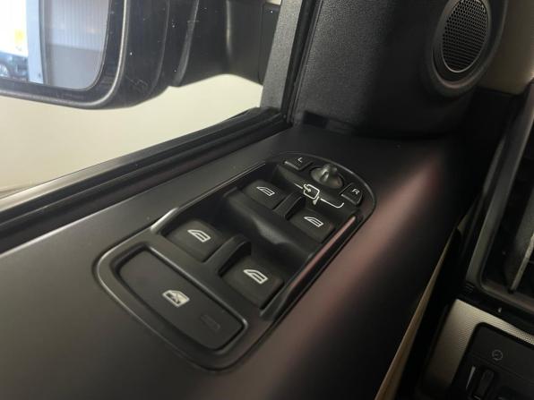 Land Rover Freelander II Рестайлинг с пробегом 2012 года, цена 1 509 000 рублей, 206617 км, внедорожник, Автокод Объявления