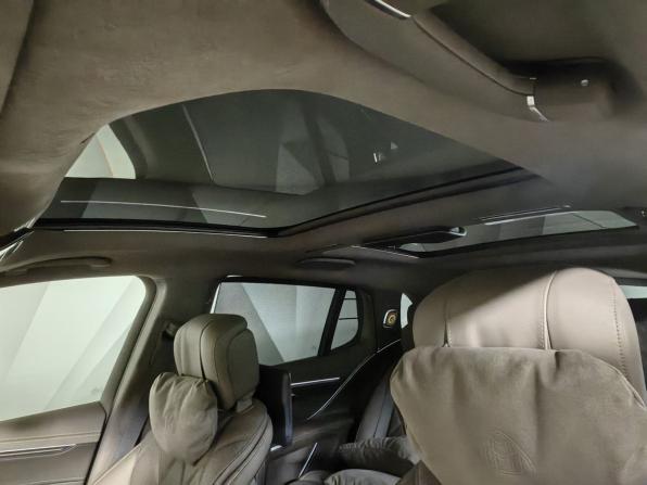 Mercedes-Benz Maybach EQS SUV с пробегом 2024 года, цена 22 100 000 рублей, 7175 км, внедорожник, Автокод Объявления