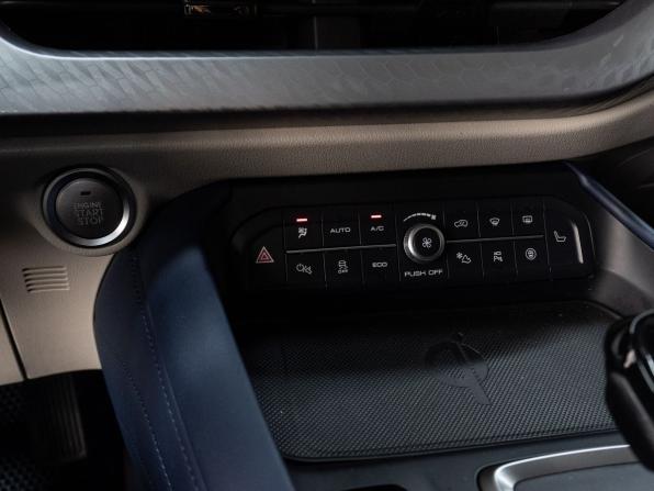 Haval F7x I Рестайлинг с пробегом 2022 года, цена 2 190 000 рублей, 61156 км, внедорожник, Автокод Объявления
