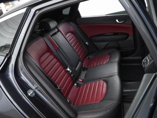 Kia Optima IV Рестайлинг с пробегом 2019 года, цена 2 293 444 рубля, 89705 км, седан, Автокод Объявления