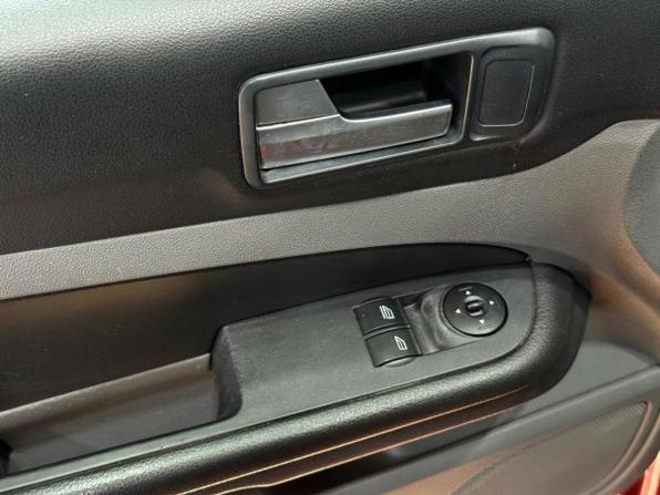 Ford Focus II Рестайлинг с пробегом 2009 года, цена 340 000 рублей, 296026 км, хэтчбек, Автокод Объявления