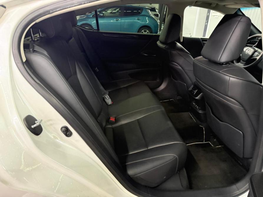 Lexus ES VII Краснодар  - изображение 14