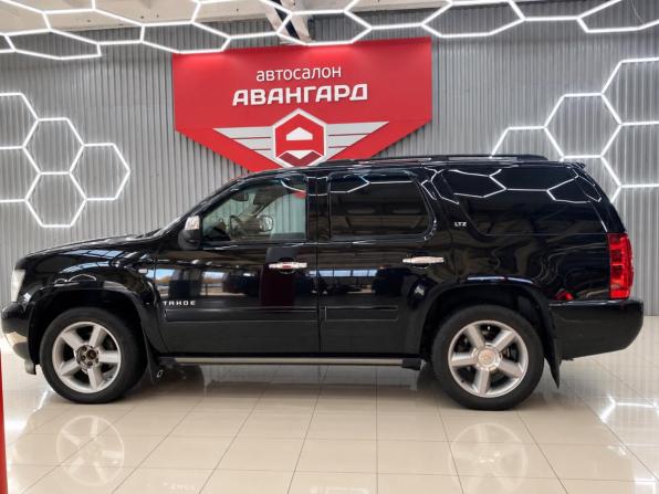 Chevrolet Tahoe III с пробегом 2013 года, цена 2 250 000 рублей, 208443 км, внедорожник, Автокод Объявления