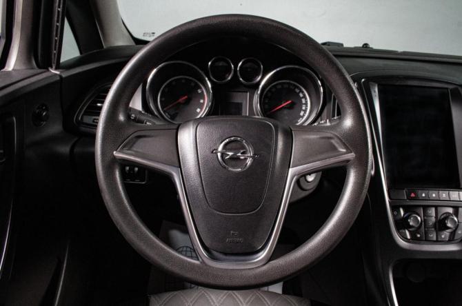 Opel Astra J с пробегом 2010 года, цена 599 000 рублей, 136000 км, хэтчбек, Автокод Объявления